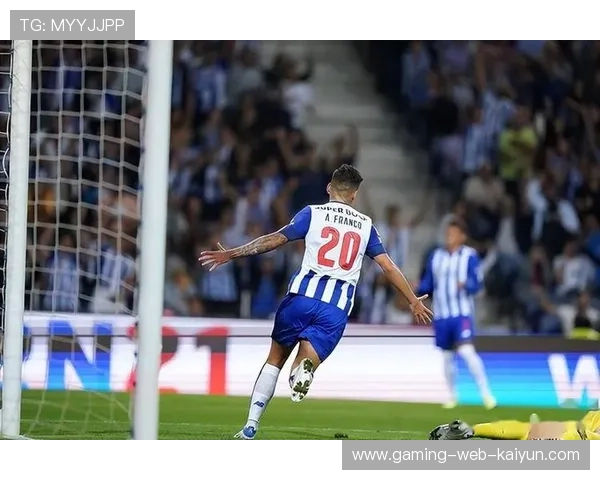 波尔图塔雷米欧洲步过人后推射再现经典瞬间，绝美技艺让人惊叹！